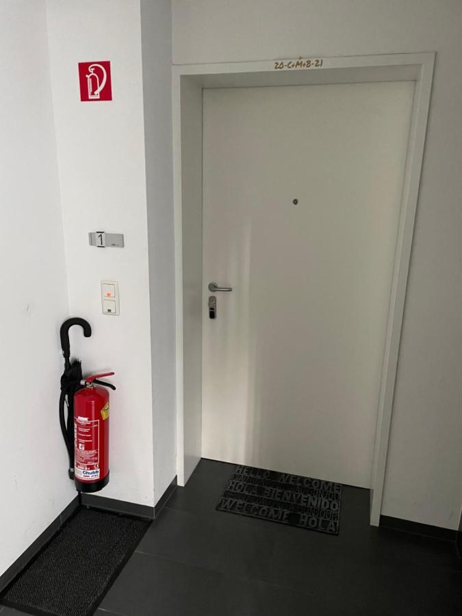 Moderne Stadtwohnung Inkl. Tiefgaragenplatz Bregenz Luaran gambar